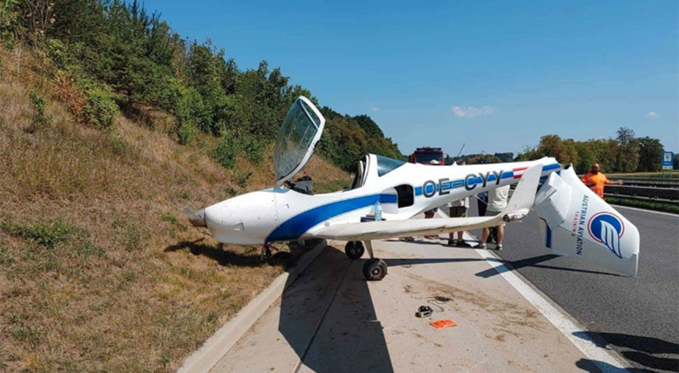 Avion 13.jpg